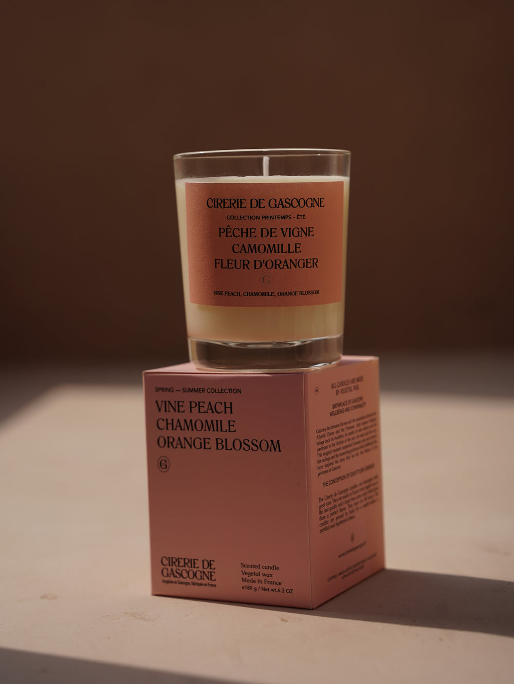 peche de vigne, camomille, fleur